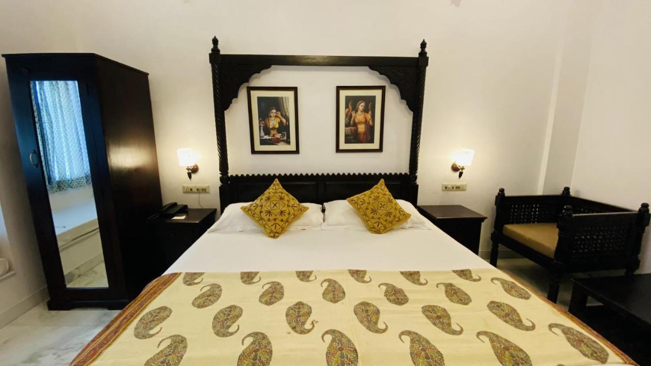 Kotra Haveli A Boutique Hotel By Lake Pichola Udaipur Bagian luar foto
