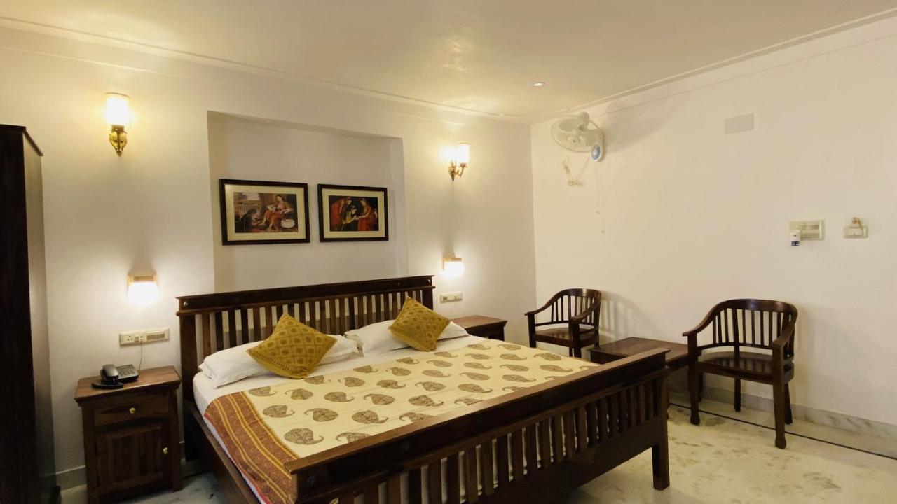 Kotra Haveli A Boutique Hotel By Lake Pichola Udaipur Bagian luar foto